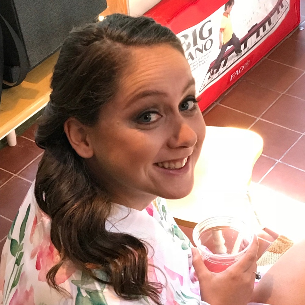 Meet your Posher, Holly